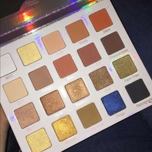 Violet Voss x Nicol Concillio Palette
